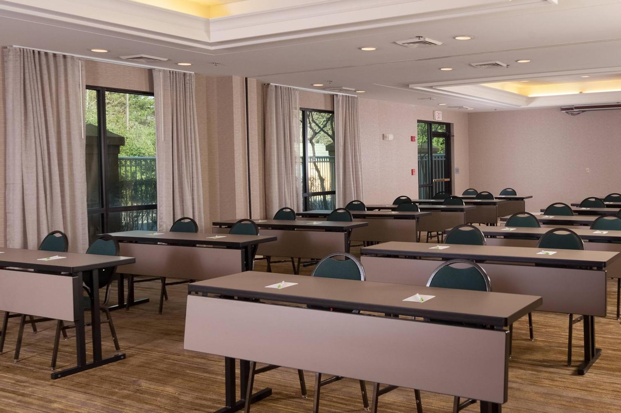 Courtyard Greenville-Spartanburg Airport Экстерьер фото